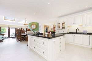 18927 31303480 IMG 04 0000.jpeg