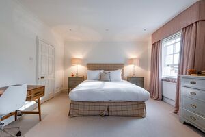 44264 SLN220056 IMG 12 0000.jpeg