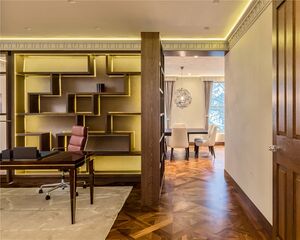 204992 RUS180269 IMG 04 0000.jpeg