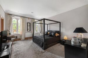 22251 SKN220278 IMG 13 0000.jpeg