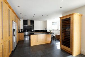 72698 WIM220060 IMG 07 0000.jpeg