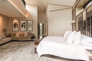 94226 EAL200153 IMG 16 0000.jpeg