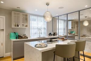 46451 RUS160076 IMG 03 0000.jpeg