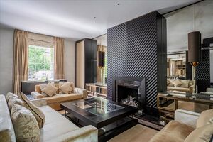 65830 SJW012221595 IMG 04 0000.jpeg