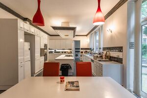 215642 RX180598 IMG 09 0000.jpeg