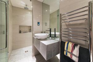 62080 LON220016 IMG 13 0000.jpeg