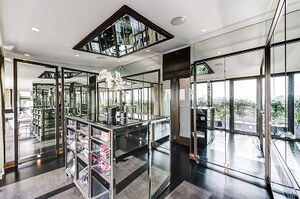 86681 SHP002864 IMG 03 0000.jpeg